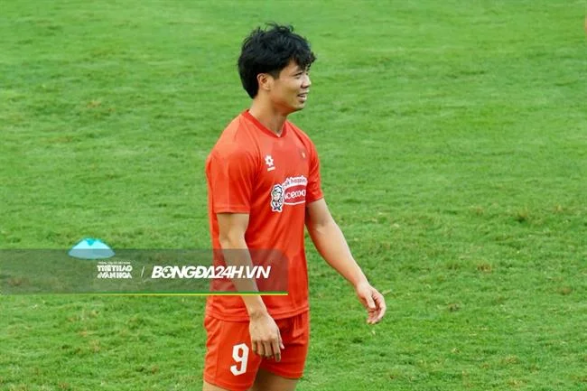 Tiền Thưởng Chào Mừng